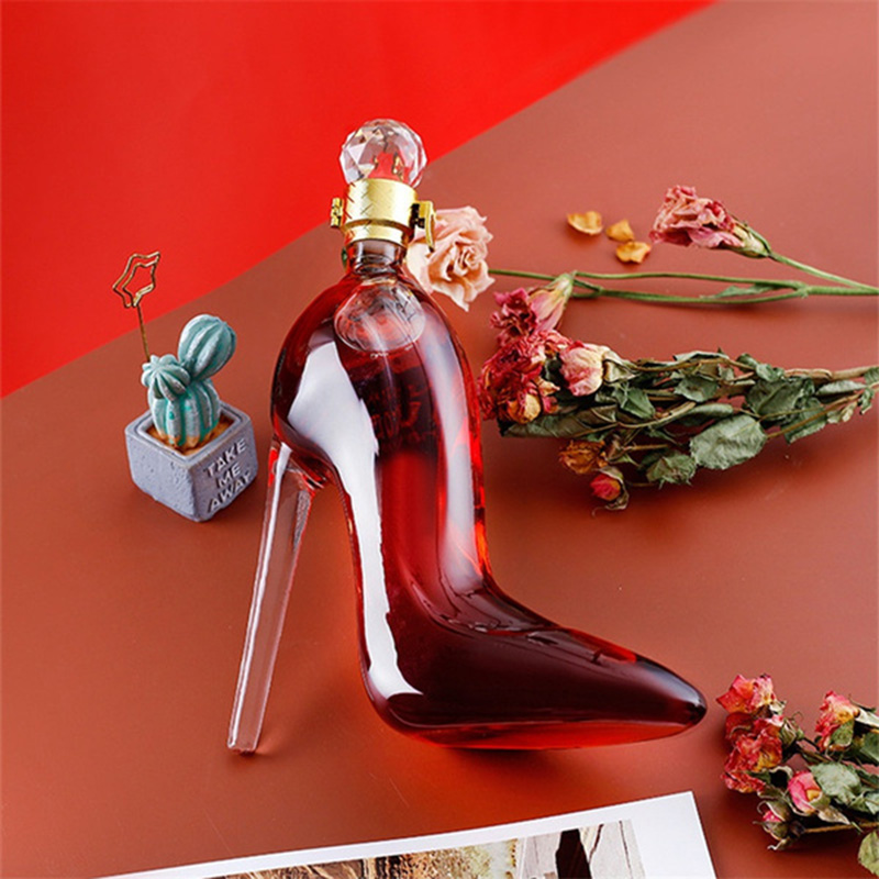 WinePro High Heel | Spice up het interieur met deze sexy karaf!