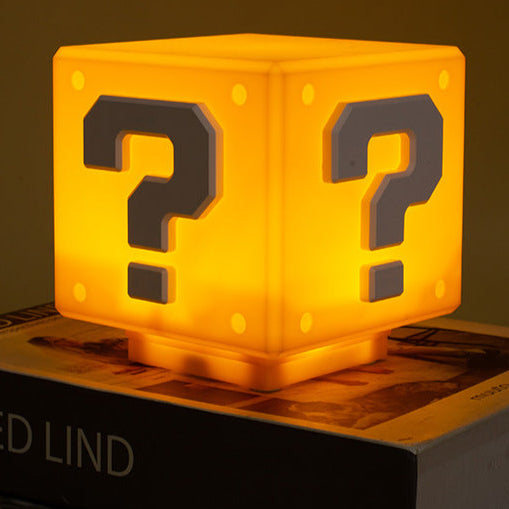 Bicomi Mario Blok | Vraagteken Lamp