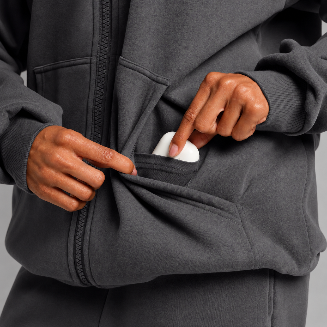 Sleepy Travel Zipper Hoodie | Oogmasker